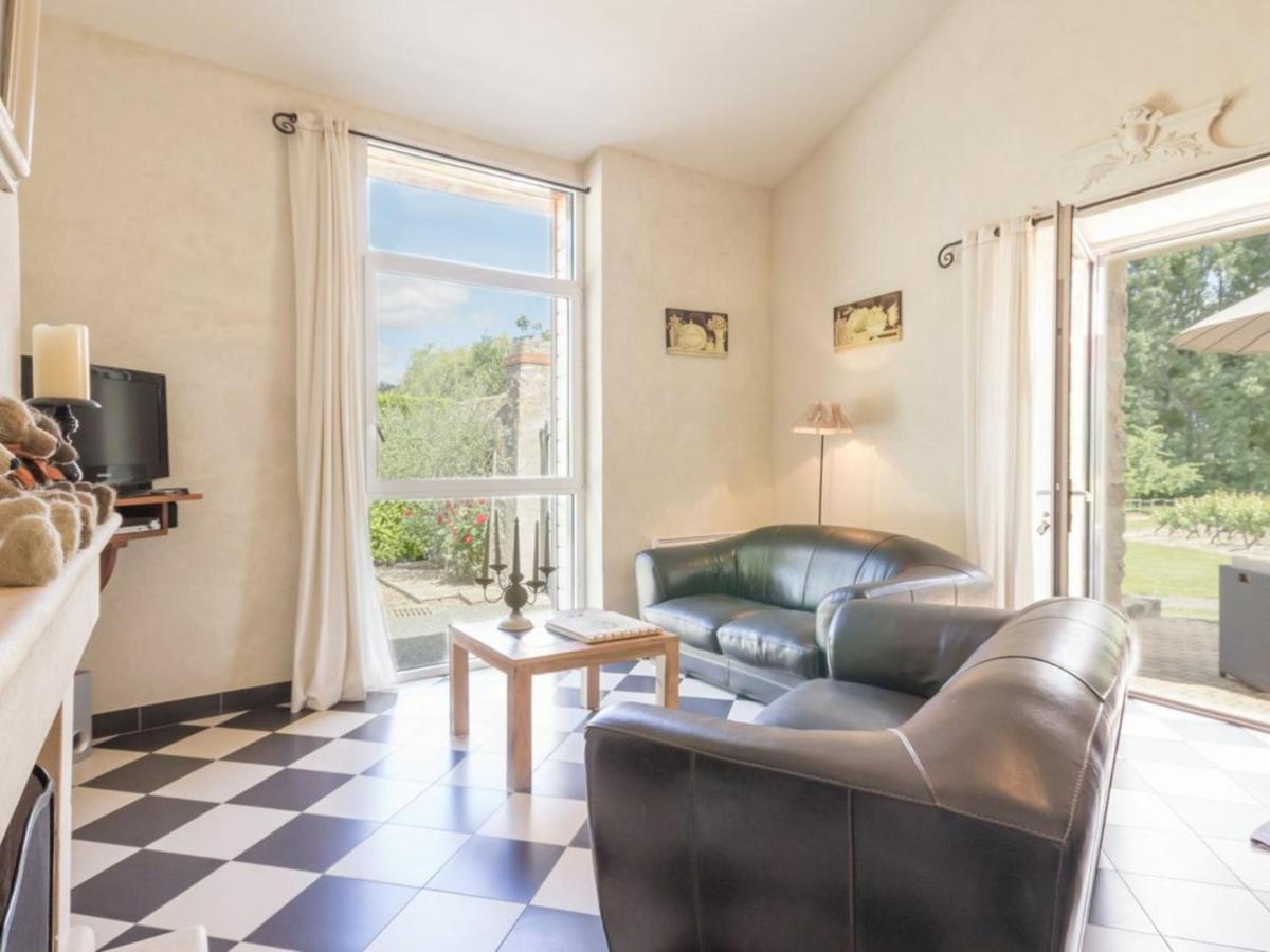 Gite De Charme Avec Piscine Chauffee Et Wifi - 2 Chambres - Fr-1-306-803 Chateauthebaud Bagian luar foto
